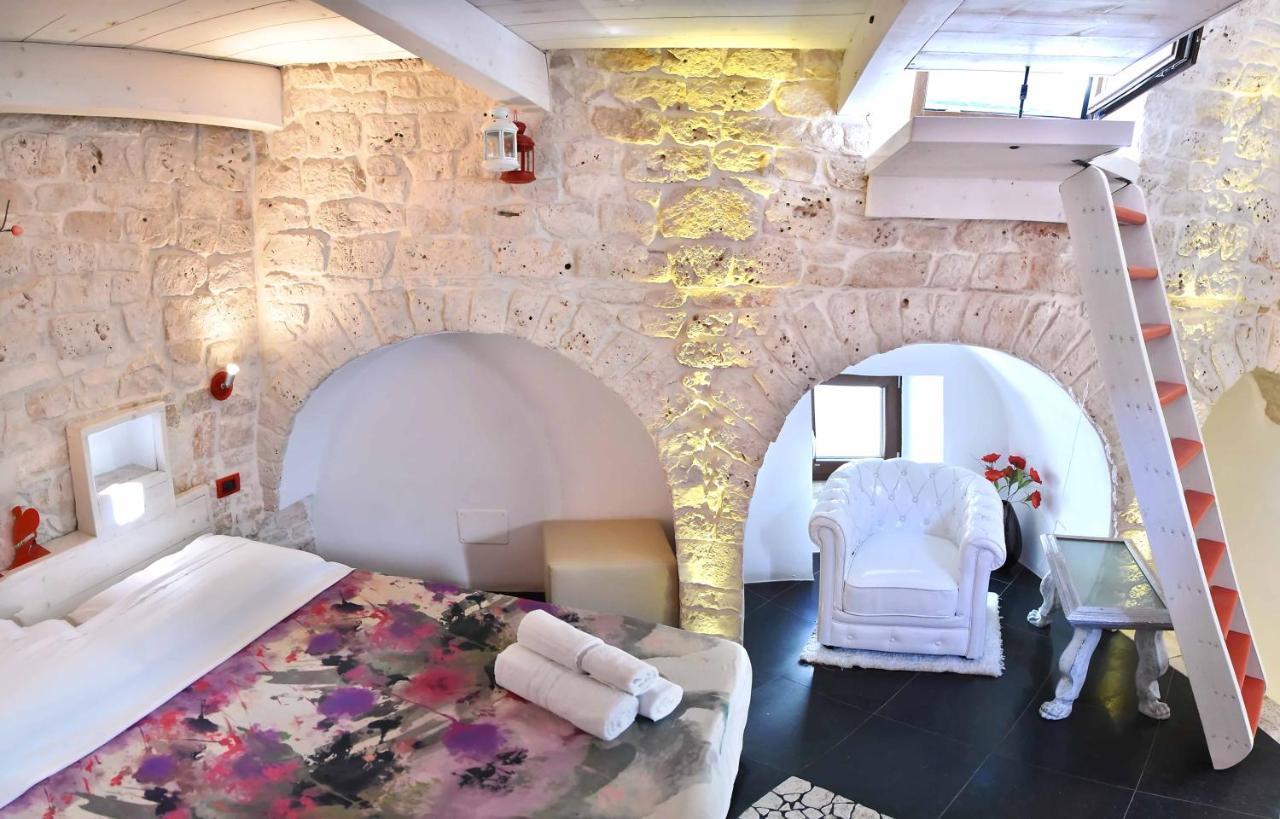 L'Angolo Di Gaudi, Casa Mila Putignano Exterior foto